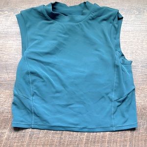 LuluLemon Cropped top/Sportsbra